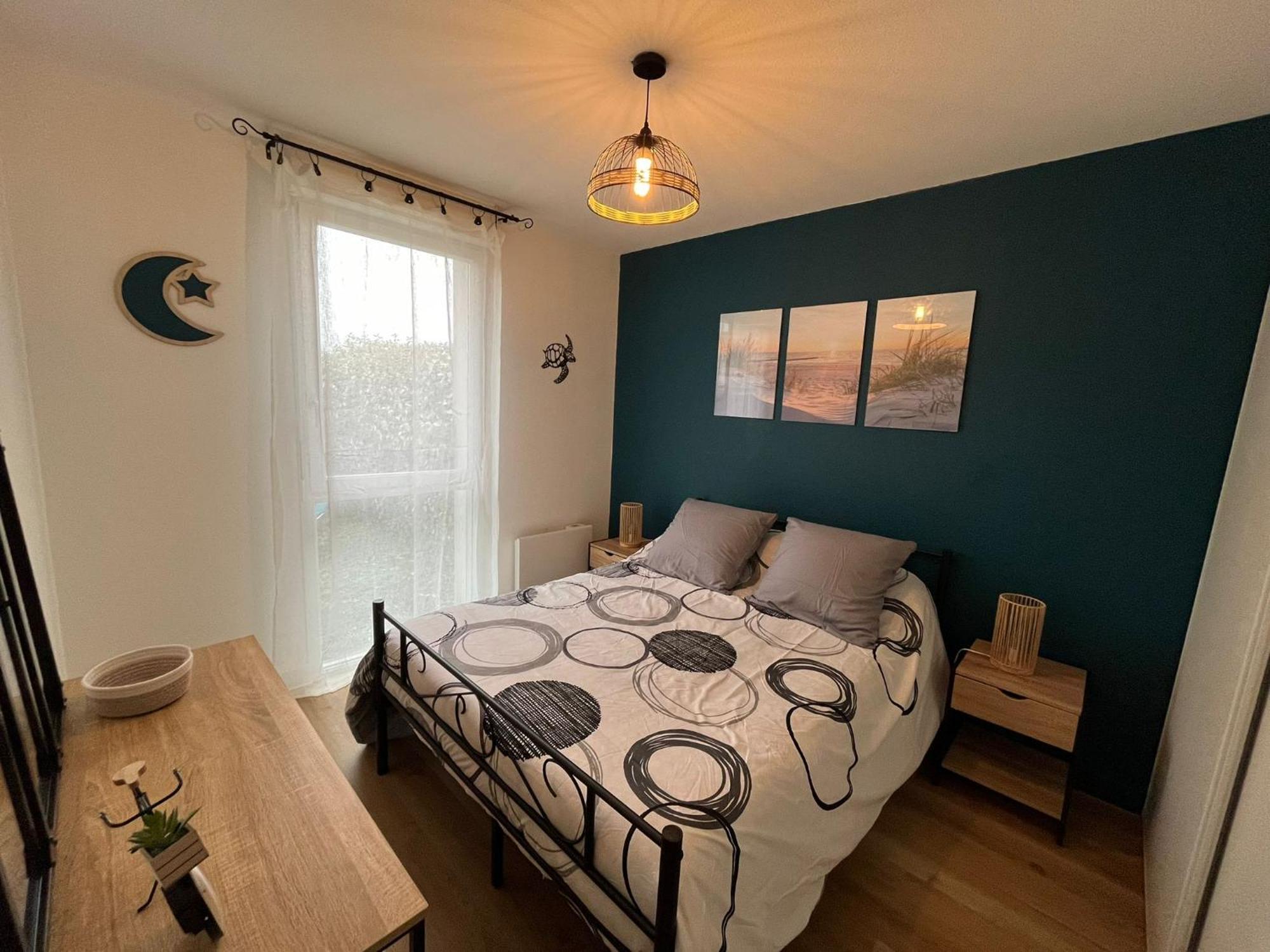 Appartement Avec Jardin A Rochefort Luaran gambar